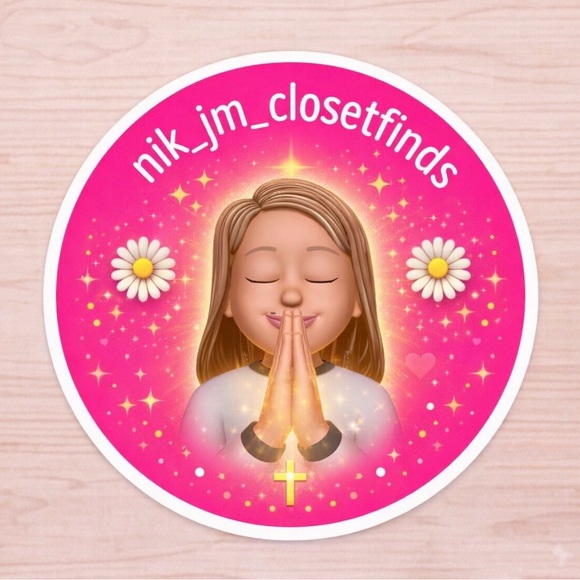 nik_closetfinds
